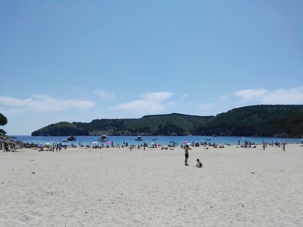 Apartament Magnifiques Vistes- Port De Rei L' Escala Esterno foto