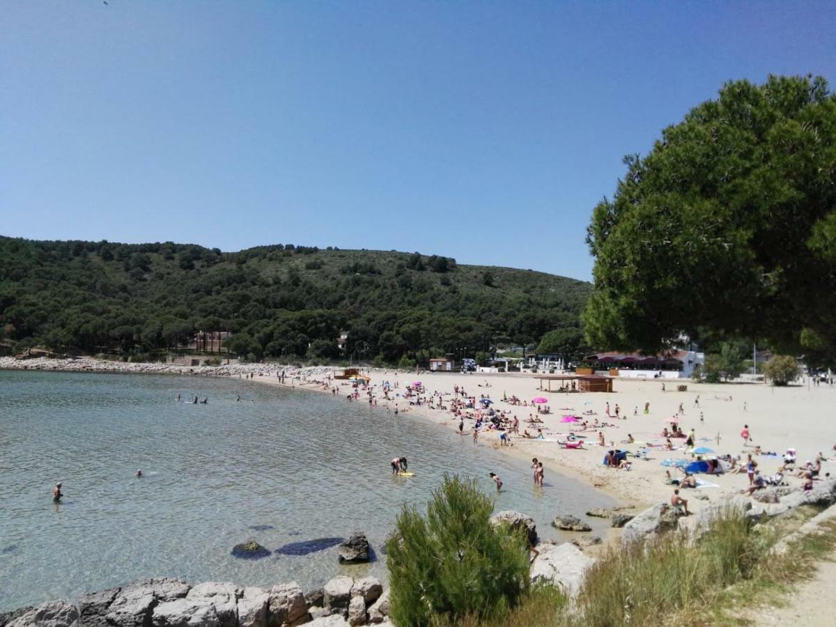 Apartament Magnifiques Vistes- Port De Rei L' Escala Esterno foto