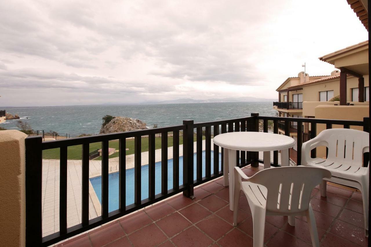 Apartament Magnifiques Vistes- Port De Rei L' Escala Esterno foto